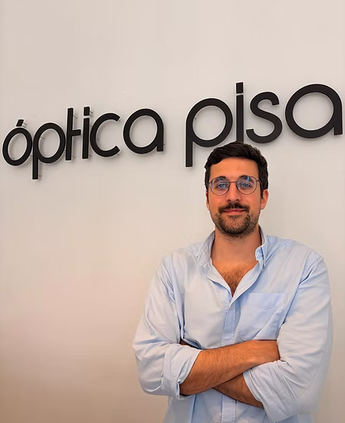 Álvaro Pérez de Frutos, Óptico Optometrista especialista en Ortoqueratología